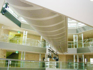 連絡橋（舞鶴市西市民プラザ）