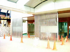 ルーバー（大津SA上り線トイレ）